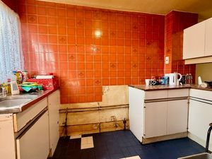 Photo 19- click for photo gallery